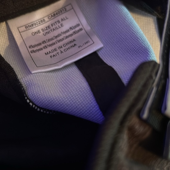 Adidas Men's Black Cap - Picture 5 of 6